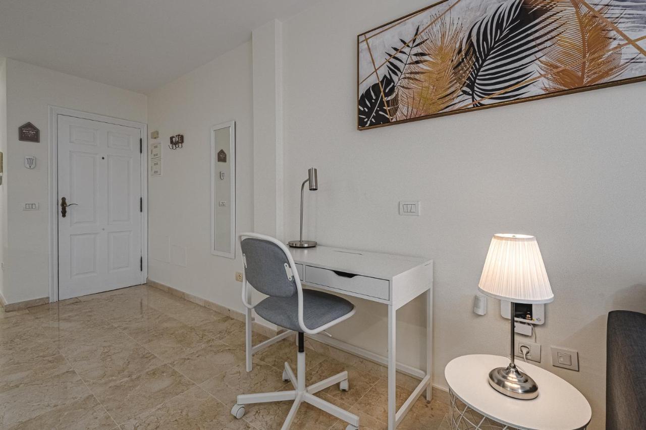 Paraiso Palm Mar Beautiful & Bright Renovated Apartment With Air Conditioning Екстер'єр фото